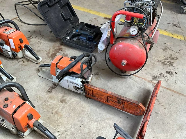 Assortiment kettingzagen en andere stihl - afbeelding 12 van  16