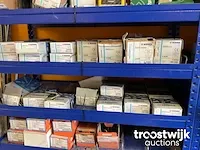 Assortiment stellingkast - afbeelding 18 van  27