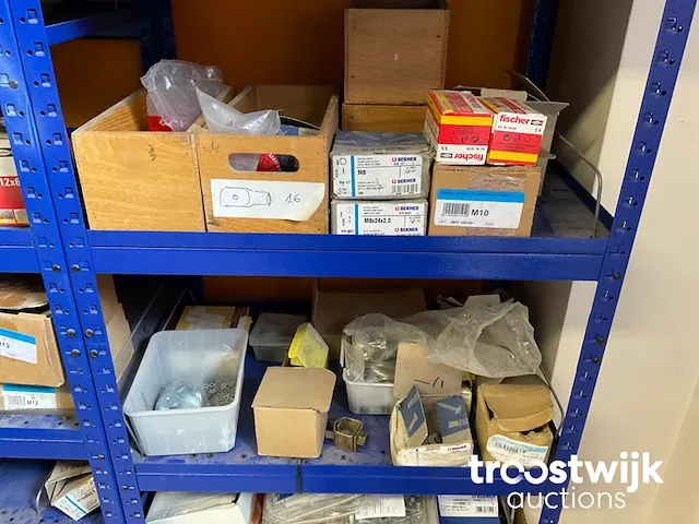 Assortiment stellingkast - afbeelding 23 van  27