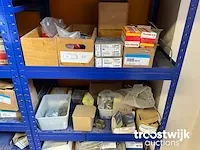 Assortiment stellingkast - afbeelding 23 van  27
