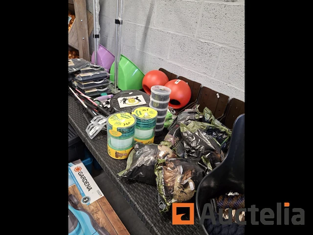 Assortiment van cavalor paardensport artikelen - afbeelding 3 van  5