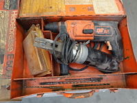 Assortiment werkmateriaal - afbeelding 3 van  7