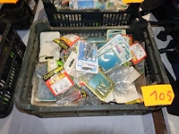 Assortimentbakje met nagels, vijzen enz. (nieuw) - afbeelding 1 van  2