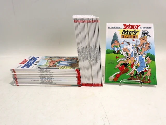 Asterix (x40) - afbeelding 1 van  3