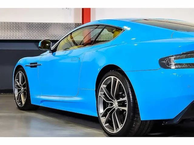 Aston martin dbs coupe 6,0l v12 - 2010 - afbeelding 48 van  100