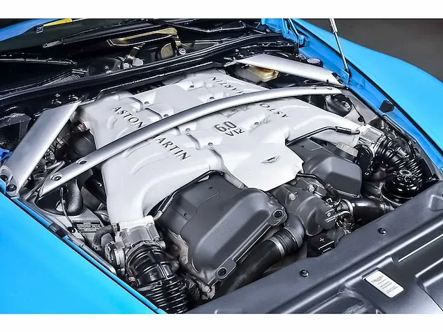 Aston martin dbs coupe 6,0l v12 - 2010 - afbeelding 96 van  100