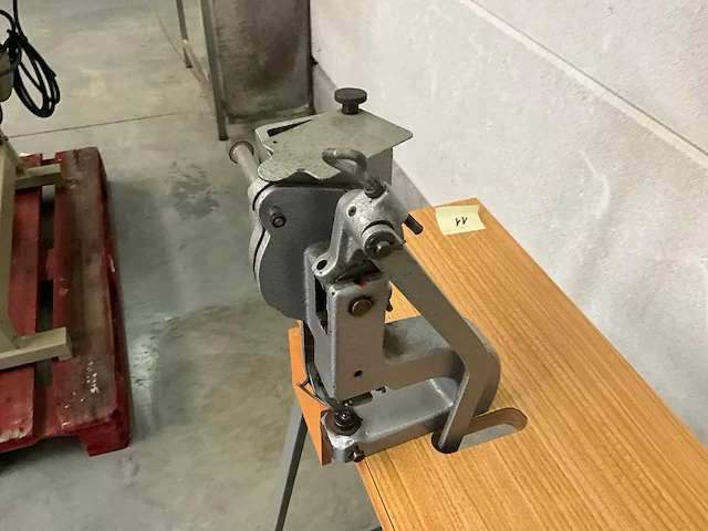 Astor model86 - afbeelding 2 van  4