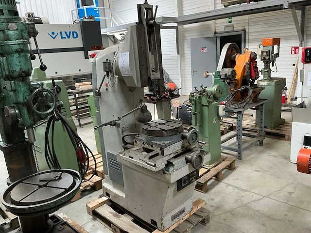 Astra vertical steekmachine - afbeelding 1 van  8