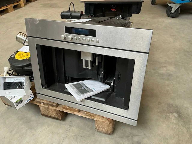 Atag cm4111acuu koffie- & espressomachine - afbeelding 2 van  6
