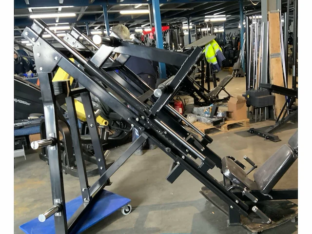 Athletic performance 45 graden legpress krachtstation - afbeelding 3 van  3