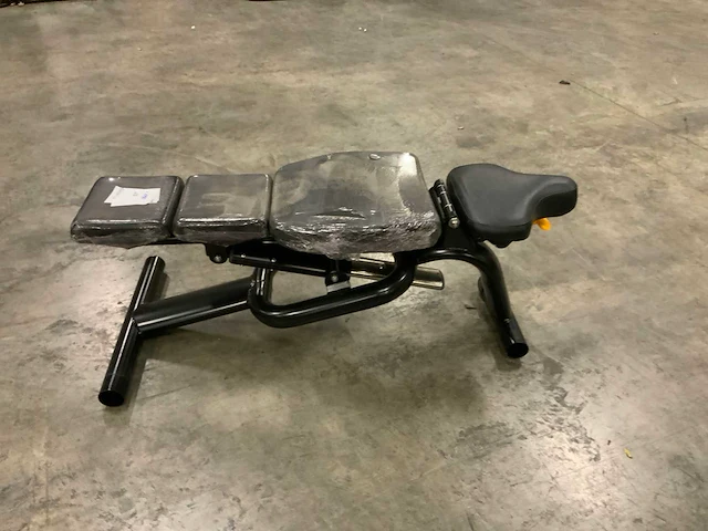 Athletic performance adjustable bench new krachtstation - afbeelding 1 van  6