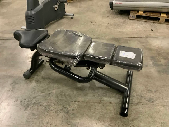 Athletic performance adjustable bench new krachtstation - afbeelding 4 van  6