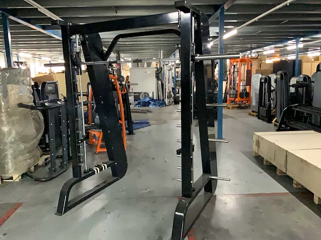 Athletic performance black smith machine krachtstation - afbeelding 1 van  5