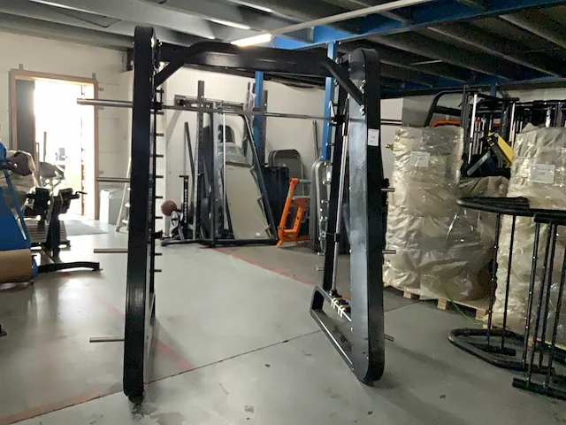 Athletic performance black smith machine krachtstation - afbeelding 3 van  5