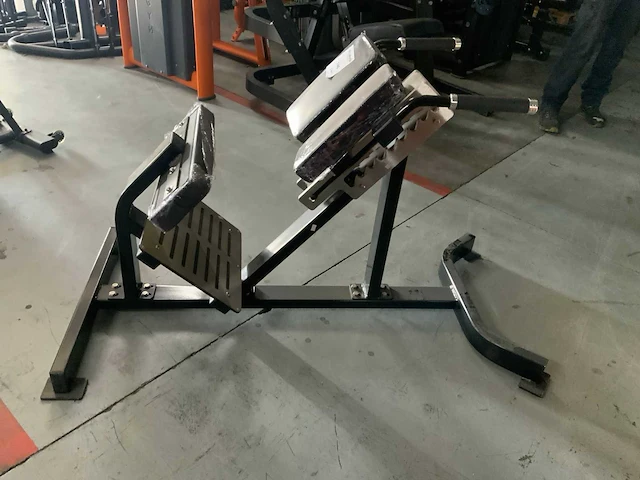 Athletic performance hyperextension nieuw krachtstation - afbeelding 1 van  7