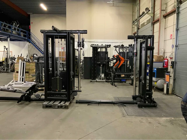 Athletic performance mj5 multistation krachtstation - afbeelding 1 van  8
