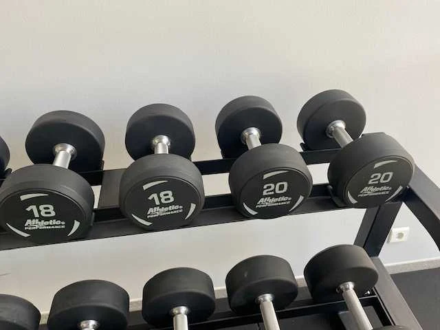 Athletic performance pu dumbbells nieuw zonder rek 10 t/m 30kg krachtstation - afbeelding 3 van  3