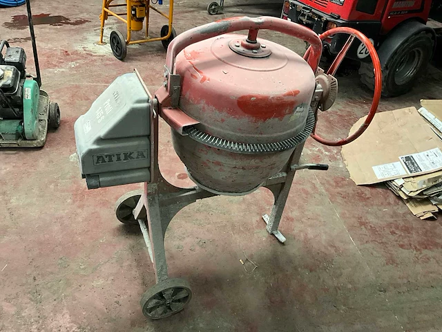 Atika - profi 145 s - betonmixer - afbeelding 1 van  4
