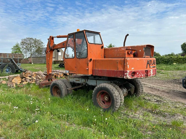 Atlas 1202 banden graafmachines - afbeelding 10 van  16
