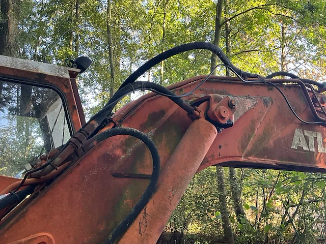 Atlas 1302 elc rupsgraafmachine - afbeelding 18 van  28