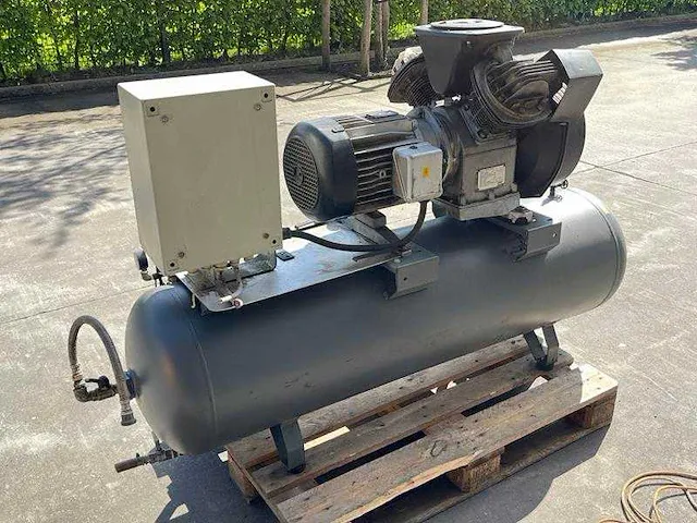 Atlas copco - le 8 - air compressors - afbeelding 4 van  10
