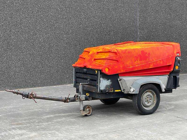 Atlas copco - xas 57 - luchtcompressor - afbeelding 1 van  17