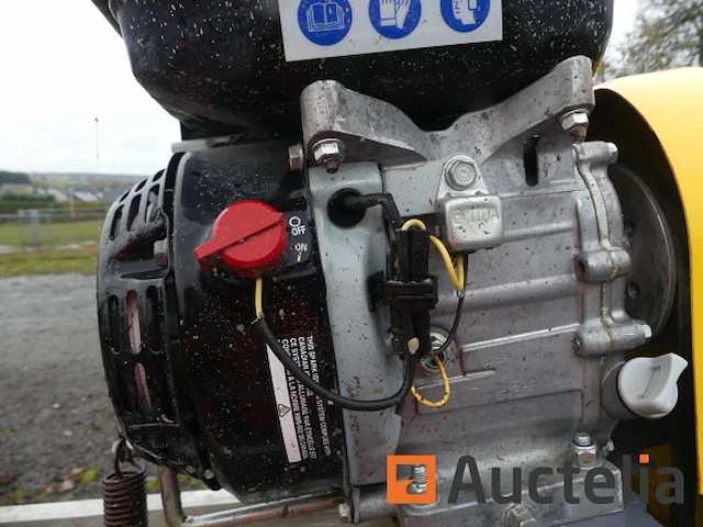 Atlas copco be30 trilliniaal met thermische motor - afbeelding 13 van  14