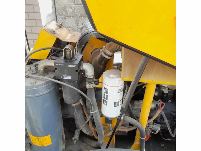 Atlas copco dieselcompressor - afbeelding 4 van  15