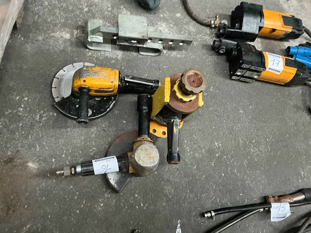 Atlas copco diverse pneumatische gereedschappen (3x) - afbeelding 1 van  5