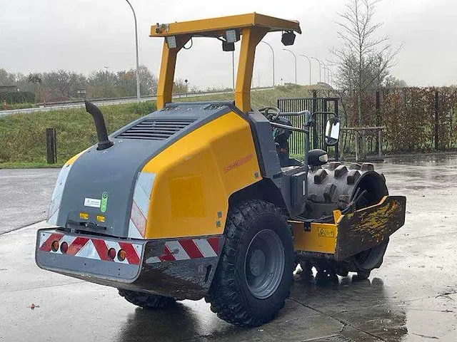 Atlas copco dynapac - ca 1300 d - asfalteermachine - 2016 - afbeelding 20 van  25