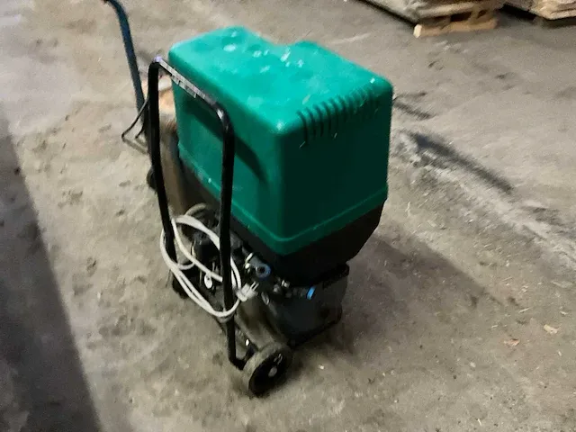 Atlas-copco luchtcompressor - afbeelding 4 van  8