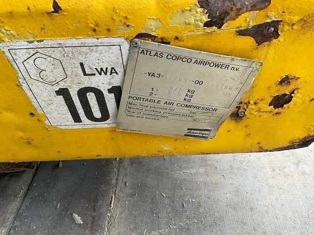 Atlas copco luchtcompressor - afbeelding 2 van  3