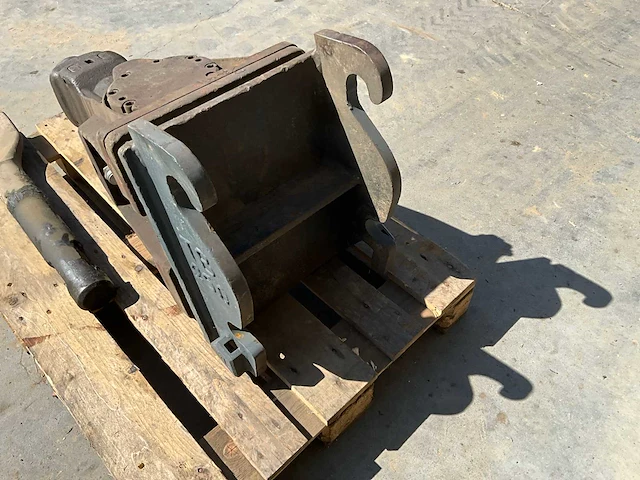 Atlas copco sb302 - hydraulische breekhamer - afbeelding 15 van  15
