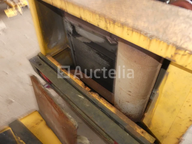 Atlas copco xas 50 dd getrokken compressor - afbeelding 4 van  11