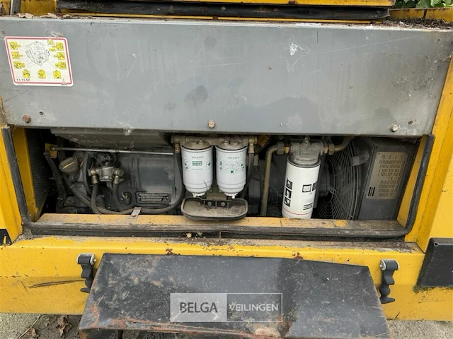 Atlas copco xas40 mobiele compressor met breekhamer - afbeelding 11 van  12