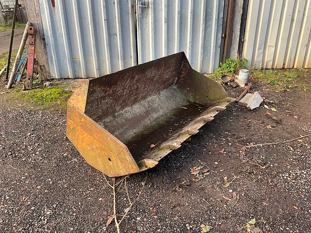 Atlas kniklader - afbeelding 6 van  24