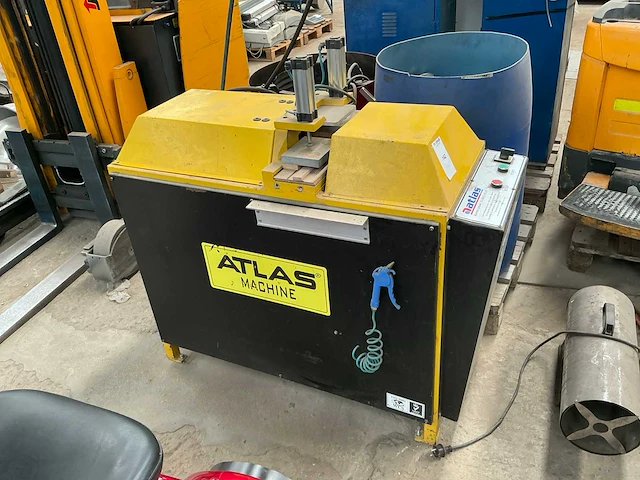 Atlas machine zaagmachine - afbeelding 1 van  11