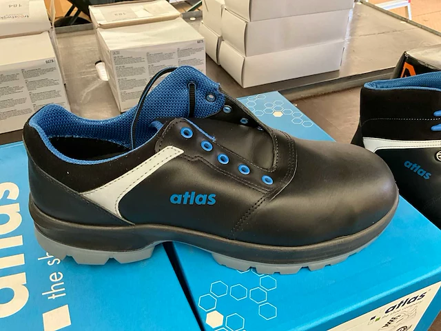 Atlas. werkschoenen. (2x) - afbeelding 3 van  3