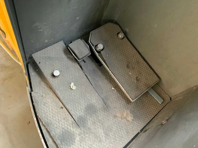 Atlet stapelaar met zitplaats - afbeelding 3 van  11