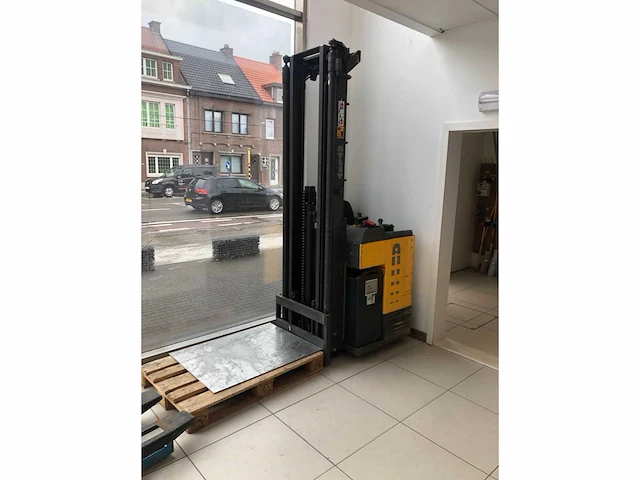 Atlet stapelaar met zitplaats - afbeelding 4 van  11
