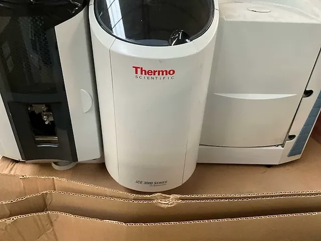 Atomic absorption spectrometer thermo scientific ice 3500 - afbeelding 9 van  15