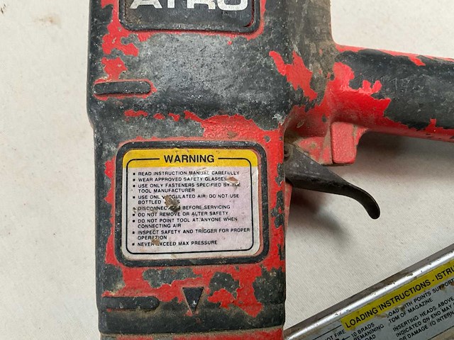 Atro pneumatische spijkermachine - afbeelding 6 van  7