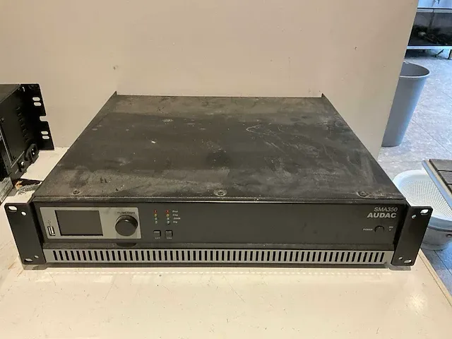 Audac sma350 versterker - afbeelding 1 van  3
