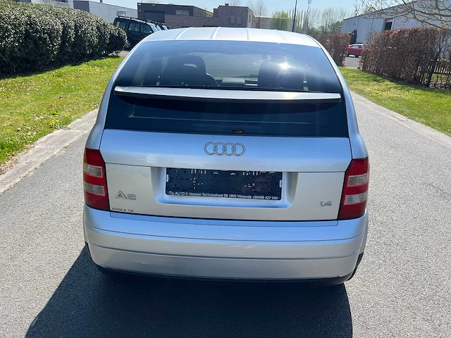 Audi - 2000 - a2 - personenauto - afbeelding 13 van  24