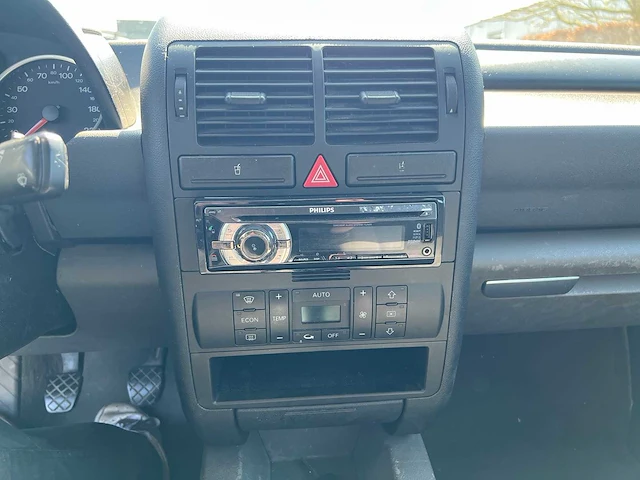 Audi - 2000 - a2 - personenauto - afbeelding 17 van  24