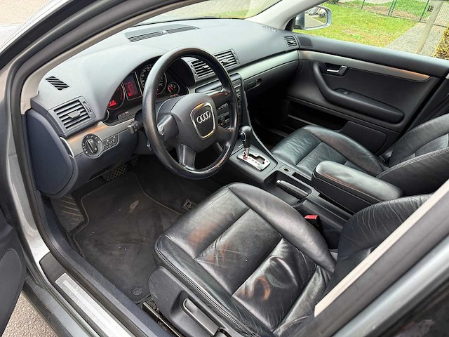 Audi - 2005 - a4 - personenauto - afbeelding 7 van  28