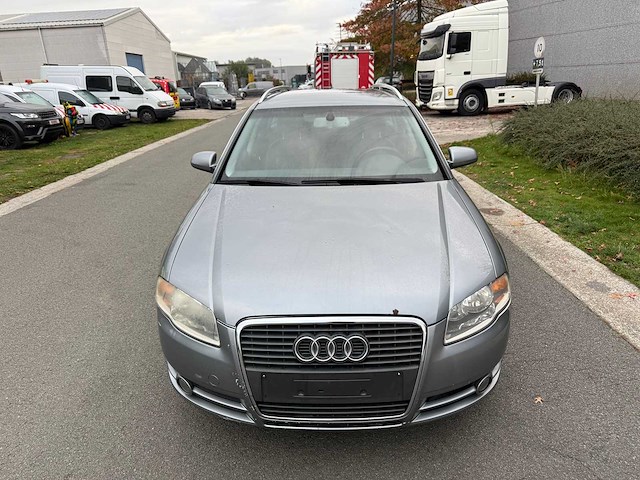 Audi - 2005 - a4 - personenauto - afbeelding 24 van  28