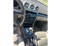 Audi - 2005 - a4 cabrio - personenauto - afbeelding 2 van  13