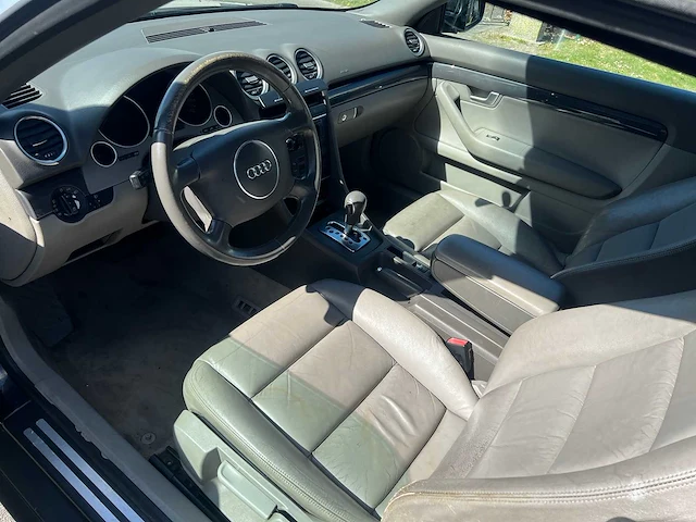 Audi - 2005 - a4 cabrio - personenauto - afbeelding 13 van  13