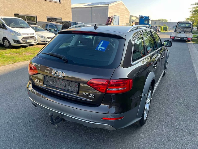 Audi - 2010 - a4 - alroad - personenauto - afbeelding 3 van  30